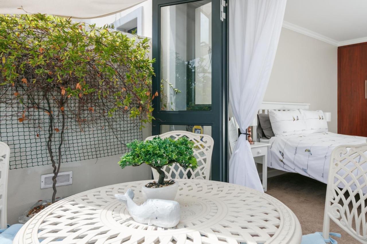 Blue Moon Apartments Knysna Exterior photo