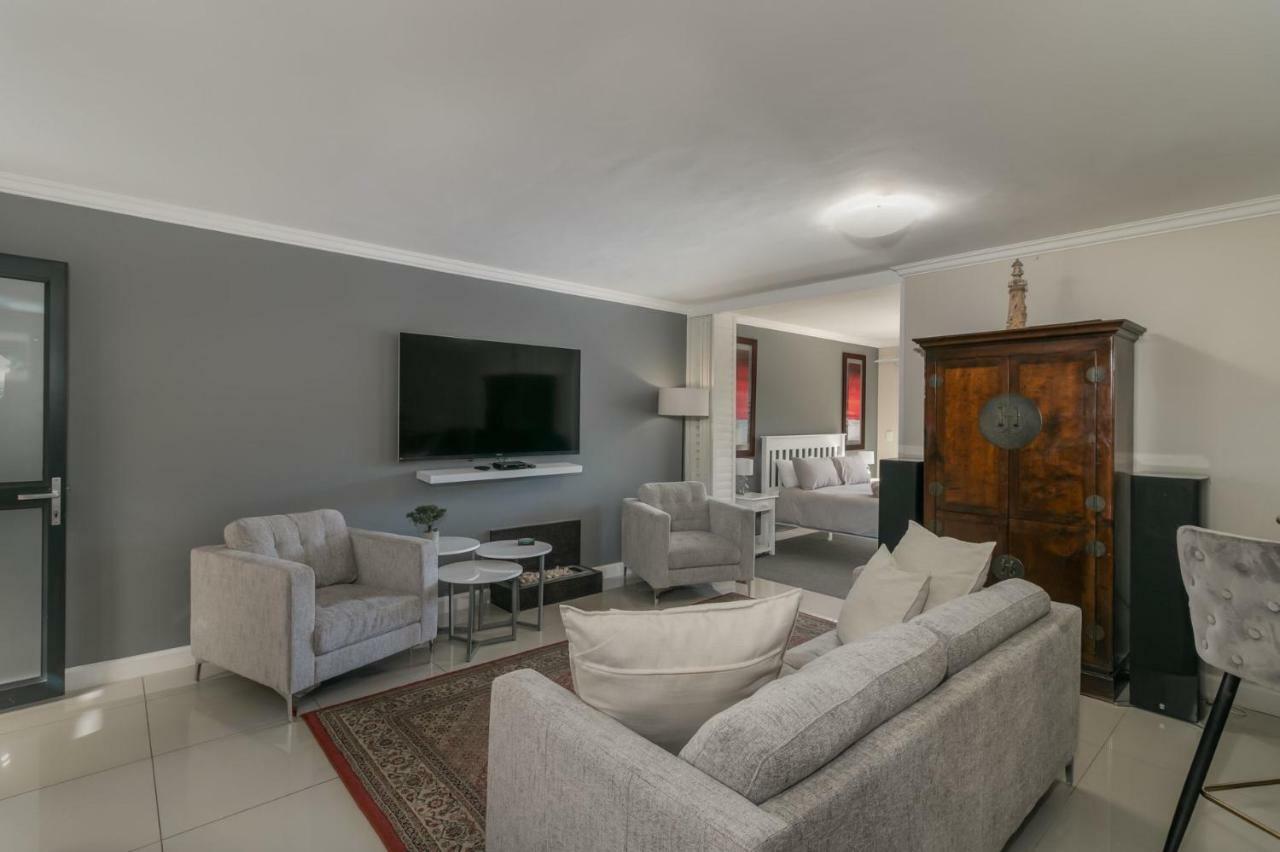 Blue Moon Apartments Knysna Exterior photo