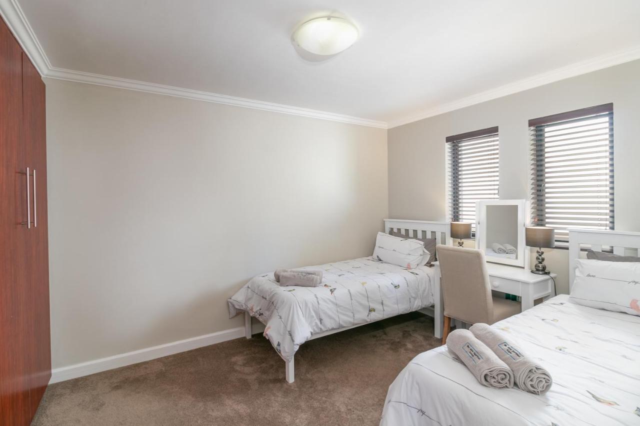 Blue Moon Apartments Knysna Exterior photo